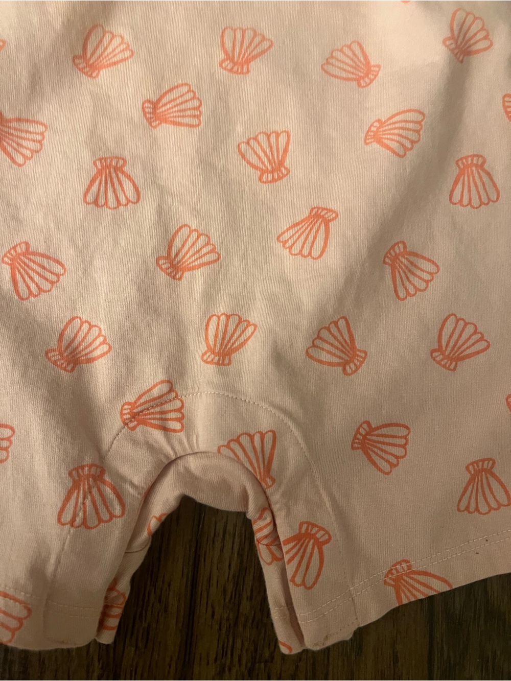Peach Shell-Print Baby Romper pink peach 2T - Picture 3 of 4